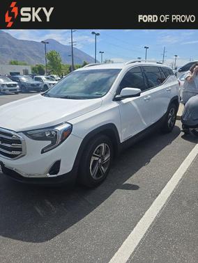 Summit White 2019 GMC Terrain SLT