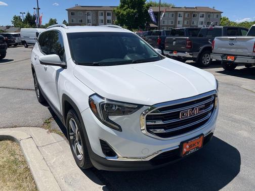 Summit White 2019 GMC Terrain SLT