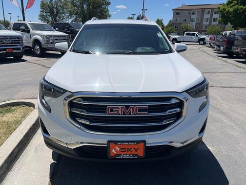 Summit White 2019 GMC Terrain SLT