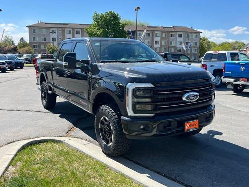 Agate Black Metallic 2026 Ford F-350 Platinum