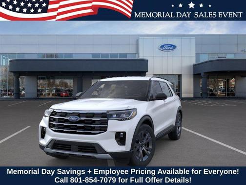 Star White Metallic Tri-Coat 2026 Ford Explorer Active w/200A Pkg