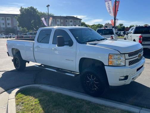 Summit White 2014 Chevrolet Silverado 3500 LTZ