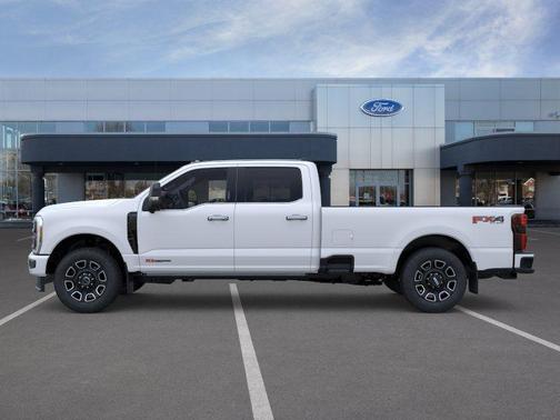 Star White Metallic Tri-Coat 2026 Ford F-350 Platinum