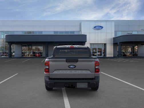 CARBONIZED GRAY METALLIC 2026 Ford Maverick Lariat
