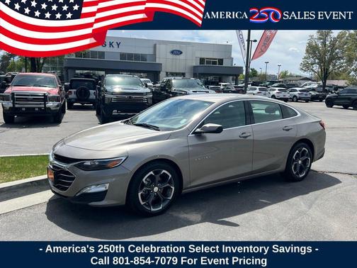 Mineral Gray Metallic 2022 Chevrolet Malibu FWD LT