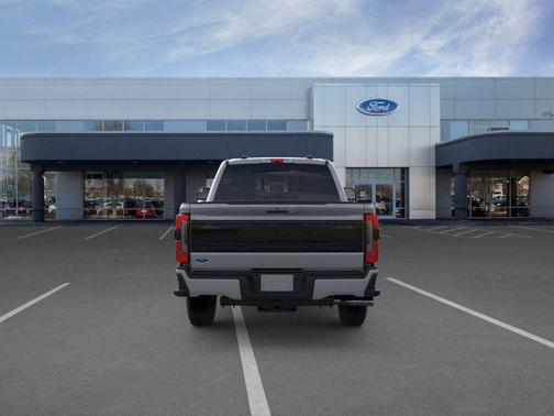 AVALANCHE 2026 Ford F-350 Platinum