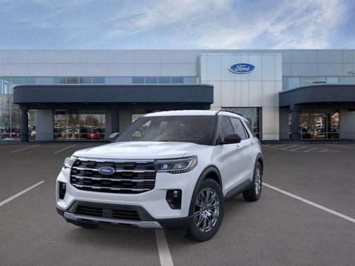 Space White Metallic 2026 Ford Explorer Active