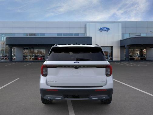 Space White Metallic 2026 Ford Explorer Active