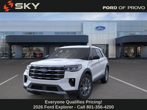 Space White Metallic 2026 Ford Explorer Active