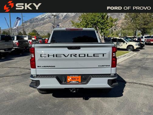 Slate Gray Metallic 2024 Chevrolet Silverado 1500 Custom
