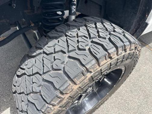2022 RAM 2500 Tradesman Crew Cab 4x4 8' Box