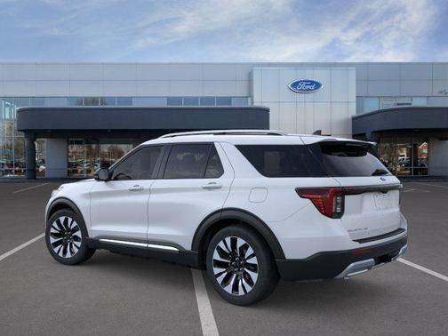 Space White Metallic 2026 Ford Explorer Platinum