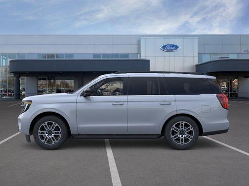 Glacier Gray Metallic Tri-Coat 2026 Ford Expedition Active