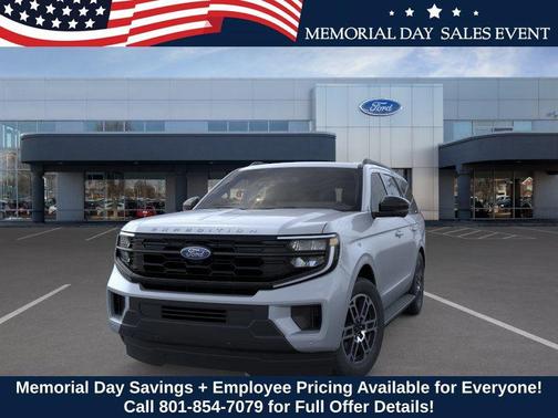 Glacier Gray Metallic Tri-Coat 2026 Ford Expedition Active
