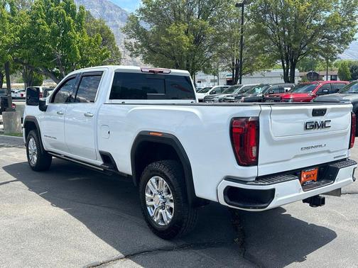 Summit White 2022 GMC Sierra 3500 Denali