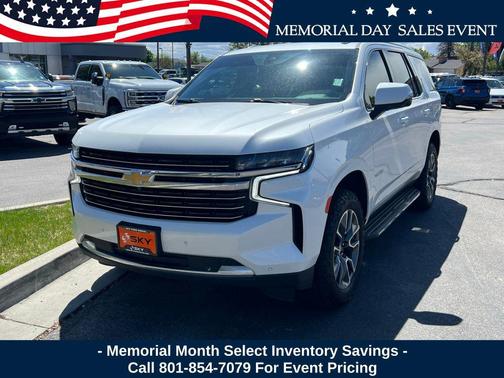 Iridescent Pearl Tricoat 2021 Chevrolet Tahoe LT