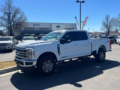 OXFORD WHITE 2024 Ford F-250 Lariat