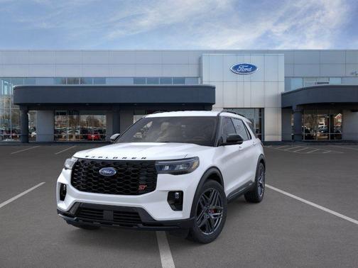 Star White Metallic Tri-Coat 2026 Ford Explorer ST