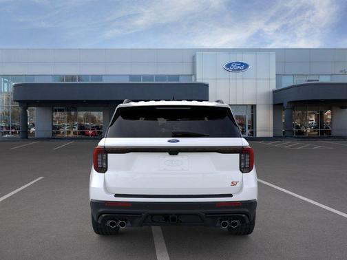Star White Metallic Tri-Coat 2026 Ford Explorer ST