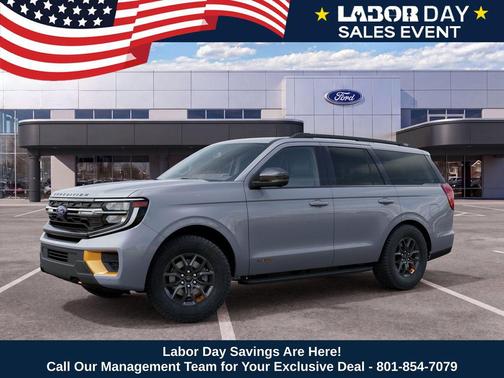 Glacier Gray Metallic Tri-Coat 2027 Ford Expedition Tremor