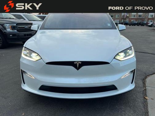 2024 Tesla Model X Long Range