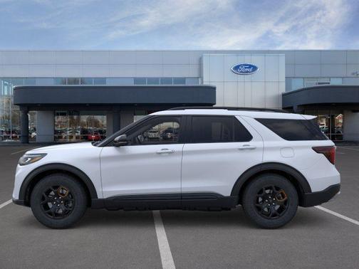 Space White Metallic 2026 Ford Explorer Tremor