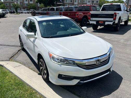 White 2017 Honda Accord EX-L