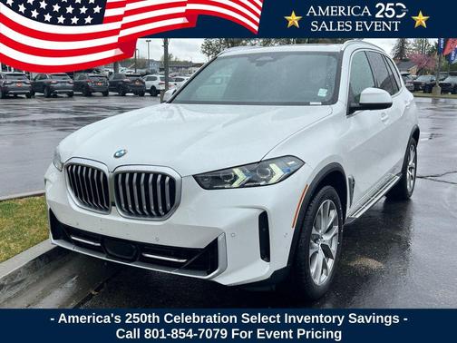 Mineral White Metallic 2024 BMW X5 xDrive40i