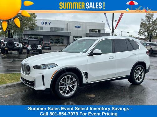 Mineral White Metallic 2024 BMW X5 xDrive40i