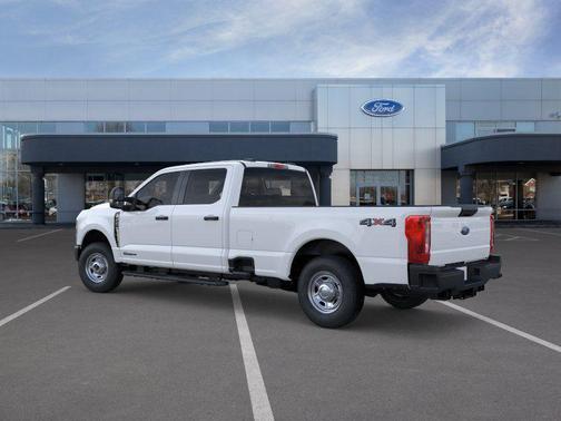 OXFORD WHITE 2026 Ford F-350 XL