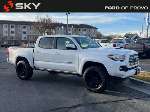 2017 Toyota Tacoma TRD Sport
