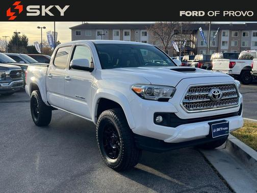 2017 Toyota Tacoma TRD Sport