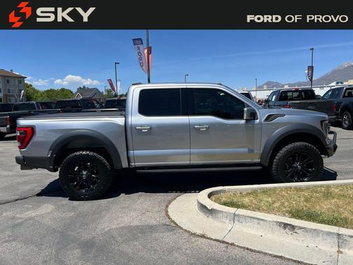 Silver Metallic 2022 Ford F-150 Raptor