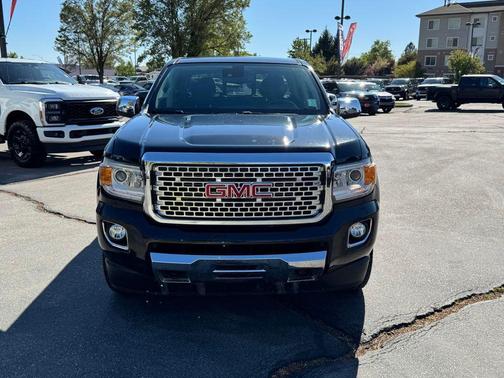 Onyx Black 2017 GMC Canyon Denali
