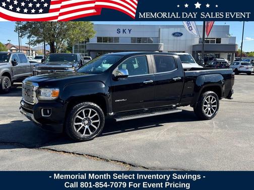Onyx Black 2017 GMC Canyon Denali