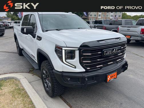 Summit White 2024 GMC Sierra 1500 AT4X