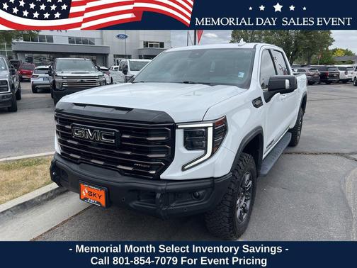 Summit White 2024 GMC Sierra 1500 AT4X
