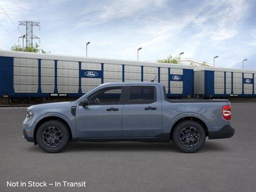 Azure Gray Metallic Tri-Coat 2026 Ford Maverick XLT