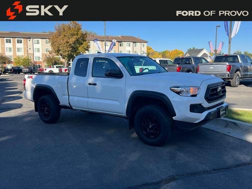 2022 Toyota Tacoma SR