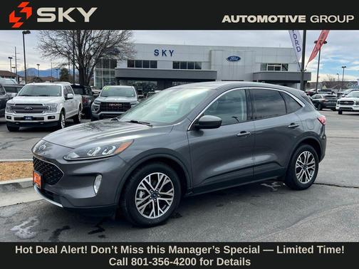 Gray Metallic 2022 Ford Escape SEL