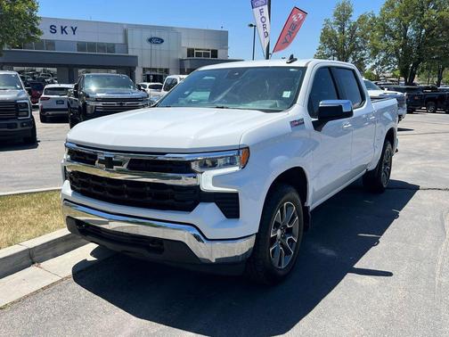 Summit White 2023 Chevrolet Silverado 1500 LT