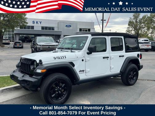 Bright White Clearcoat 2020 Jeep Wrangler Unlimited Willys 4X4
