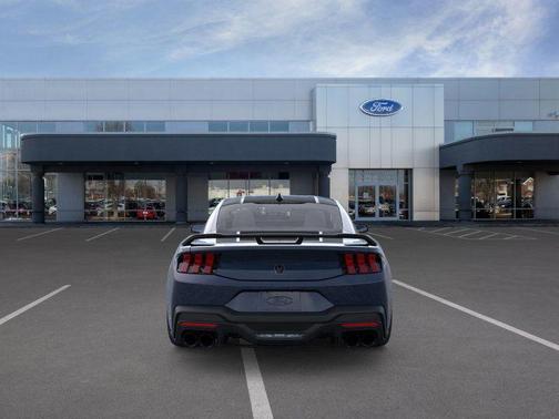 2025 Ford Mustang Dark Horse Fastback