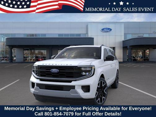 Star White Metallic Tri-Coat 2026 Ford Expedition Platinum
