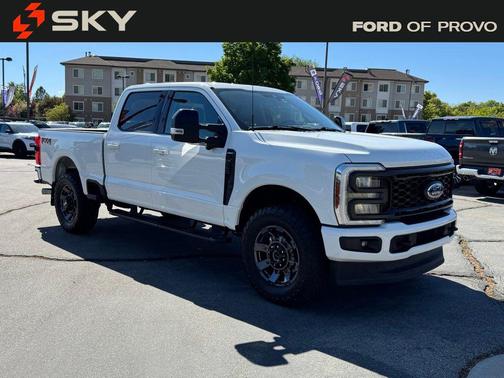 OXFORD WHITE 2024 Ford F-250 Lariat