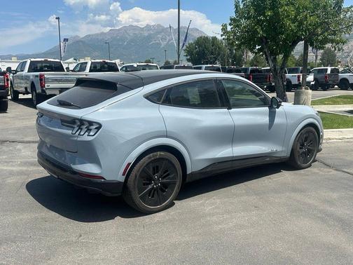 2025 Ford Mustang Mach-E GT