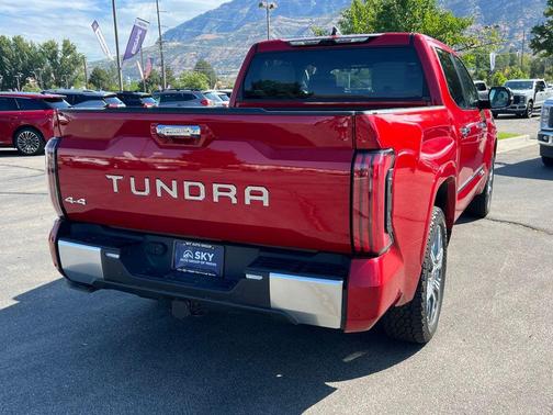 2023 Toyota Tundra Hybrid Capstone