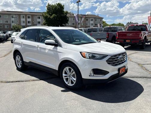 White Platinum Clearcoat Metallic 2019 Ford Edge SEL