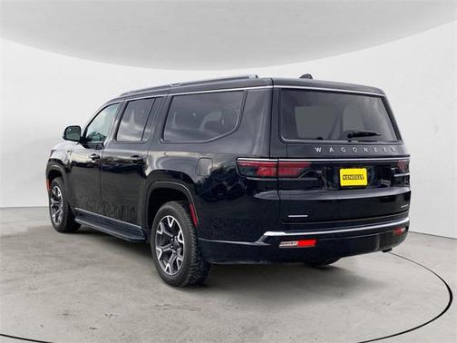 2023 Jeep Wagoneer L Series III 4x4