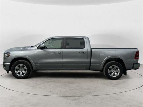 2021 RAM 1500 Laramie Crew Cab 4x4 64' Box